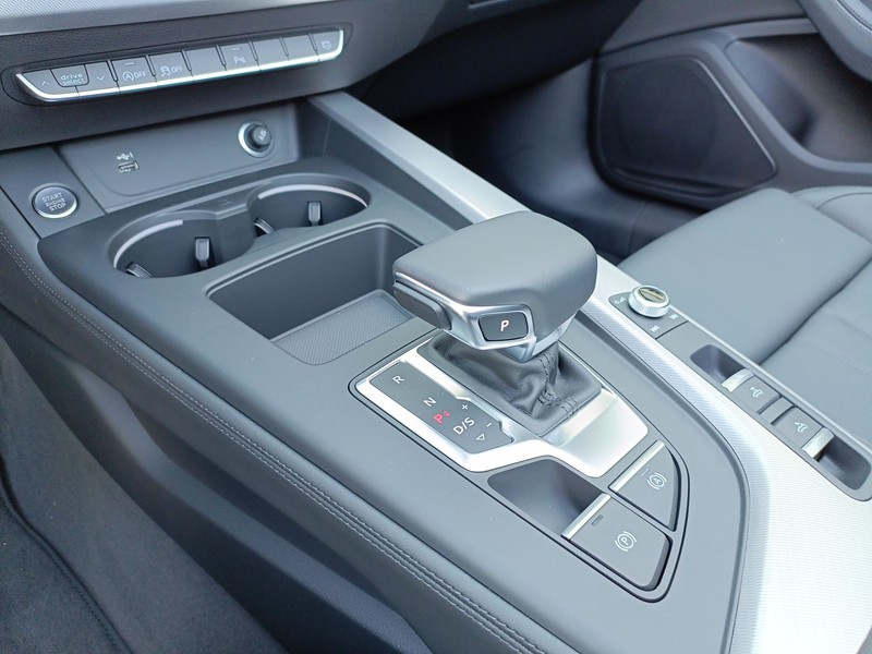 Audi A5 cabrio 40 2.0 tfsi mhev s line edition quattro 204cv s-tronic