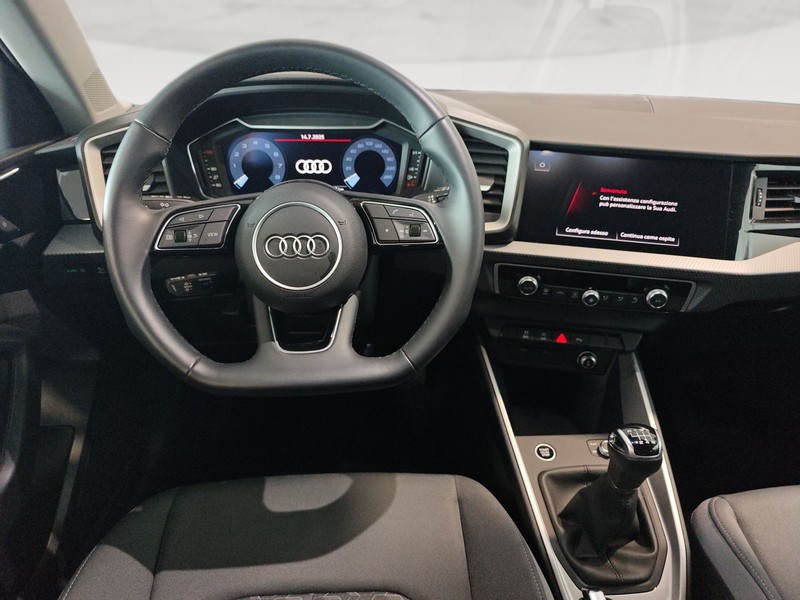 Audi A1 sportback 30 1.0 tfsi identity black 110cv