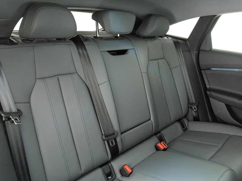 Audi A6 e-tron sportback e-tron business advanced 286cv