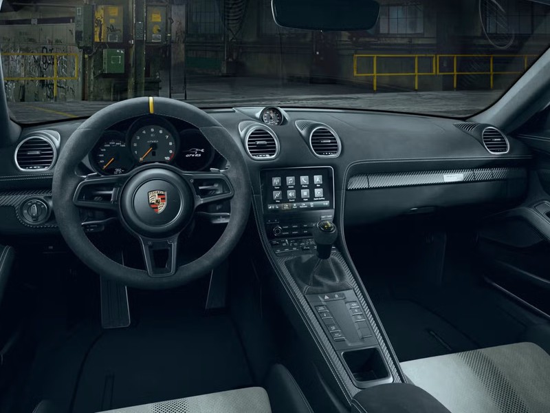 Porsche Cayman 4.0 gt4 rs pdk
