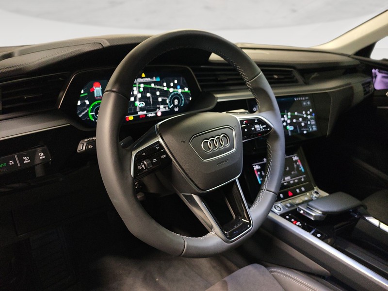 Audi Q8 e-tron 55 s line edition quattro