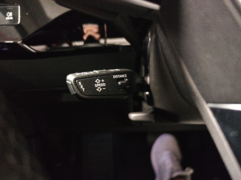 Audi Q8 e-tron 55 s line edition quattro
