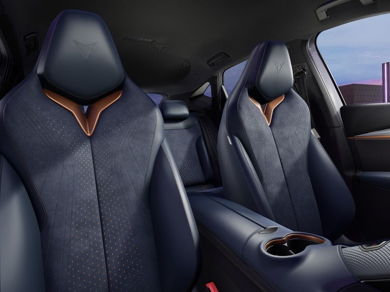 Cupra Tavascan 77kwh endurance immersive rwd