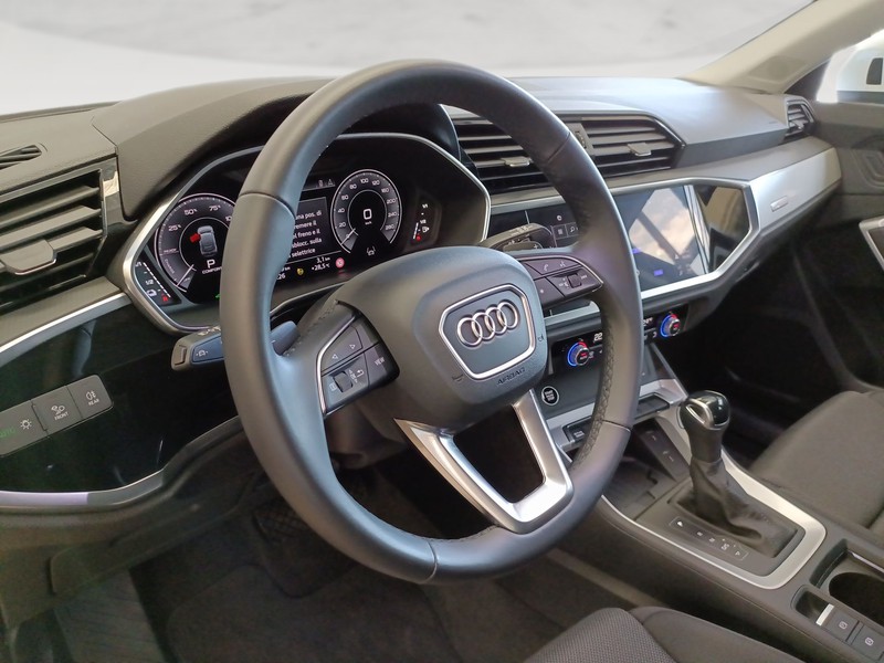 Audi Q3 sportback 45 1.4 tfsi e business plus s-tronic
