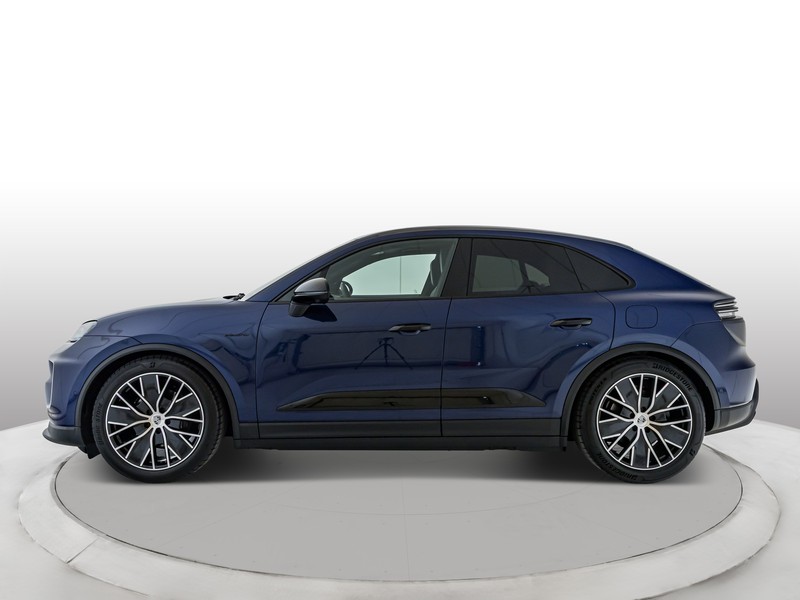 Porsche Macan 4