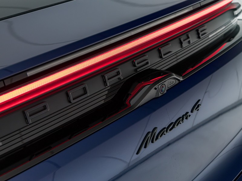 Porsche Macan 4