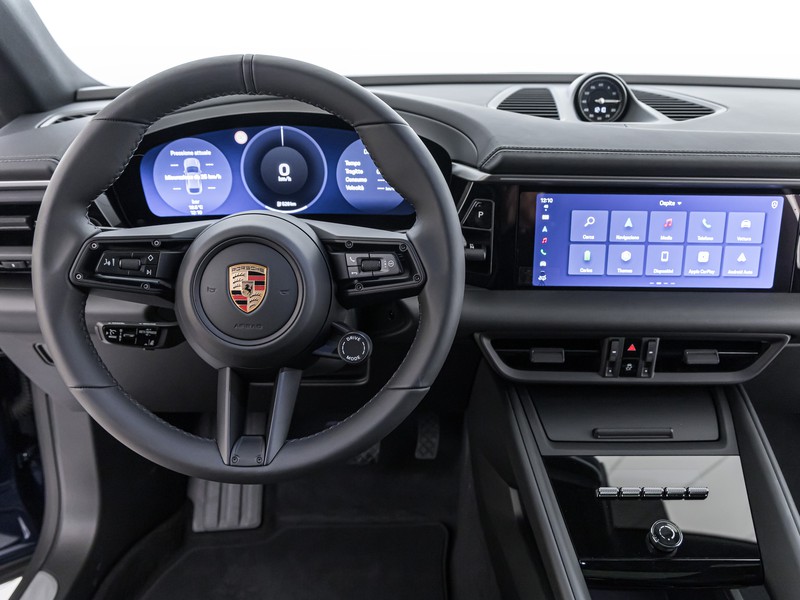 Porsche Macan 4