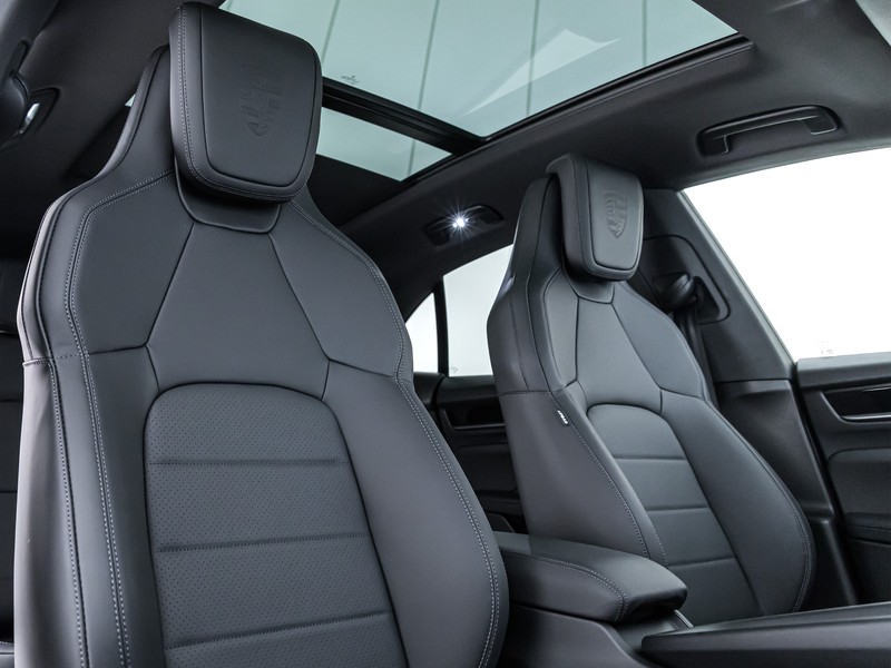 Porsche Macan 4