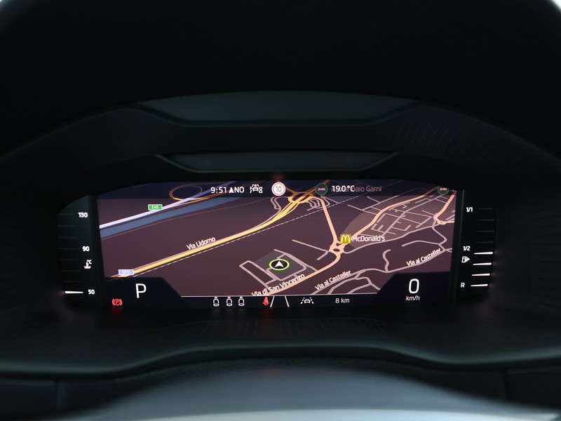 Skoda Karoq 2.0 tdi evo executive 150cv dsg