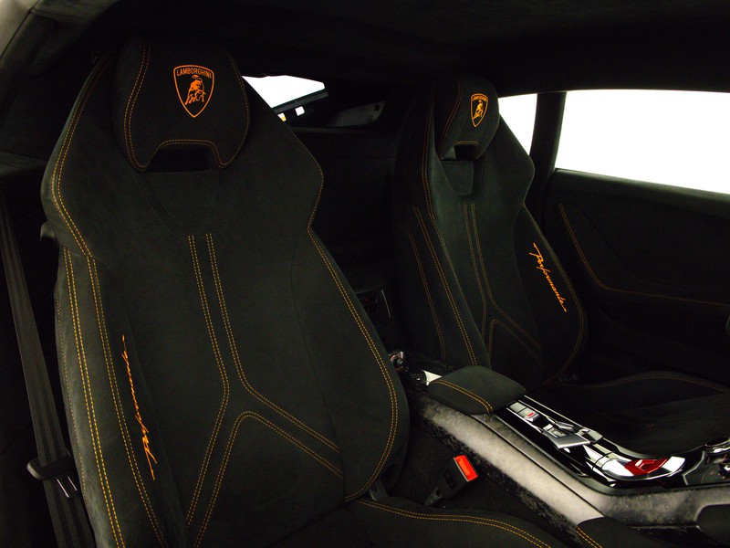 Lamborghini Huracan coupe 5.2 performante 640 awd