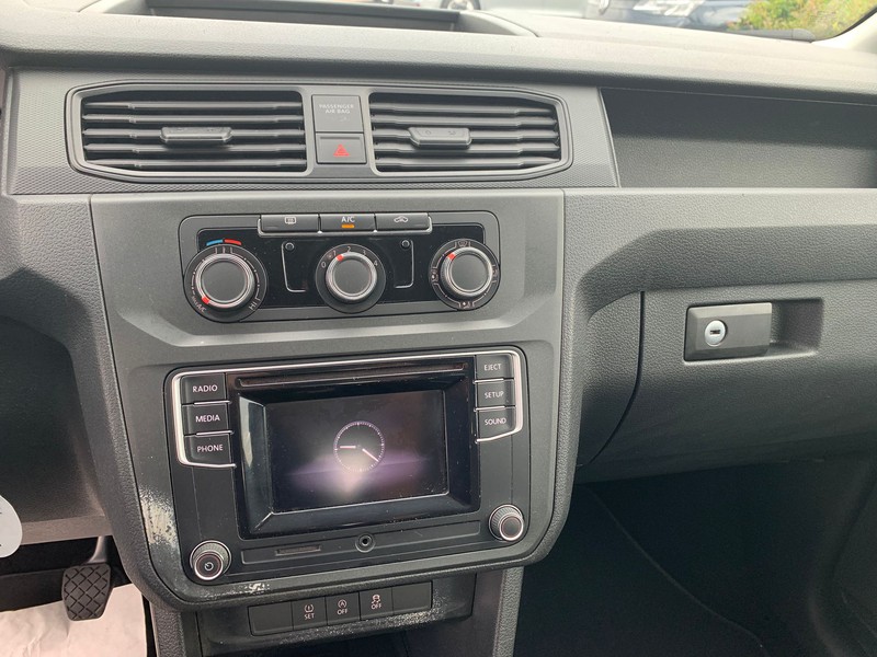 Volkswagen VIC Caddy 2.0 tdi102cv 5 POSTI AUTOCARRO IVA COMPRESA