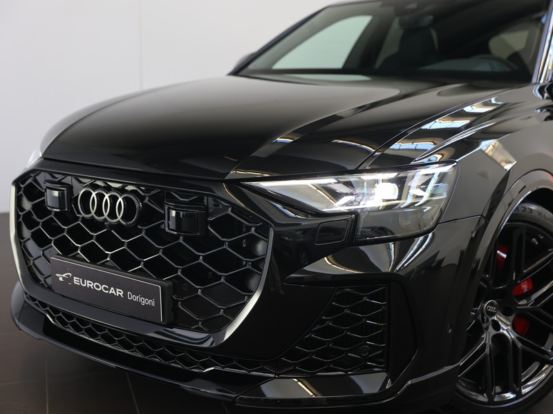 Audi RSQ8 rs 4.0 mhev 48v 600cv tiptronic