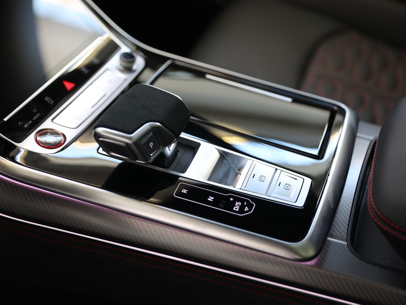 Audi RSQ8 rs 4.0 mhev 48v 600cv tiptronic