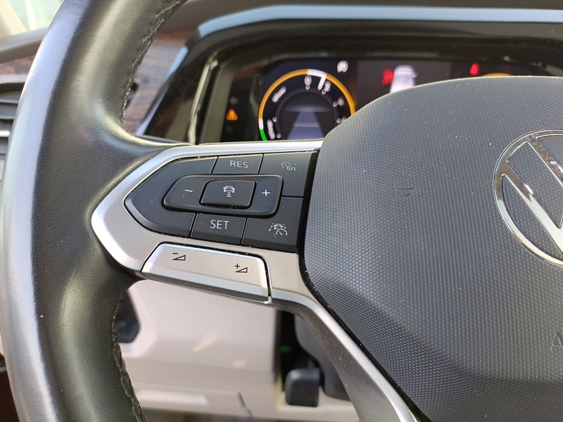 Volkswagen VIC T7 Multivan 1.4 tsi eh style dsg 7p.ti