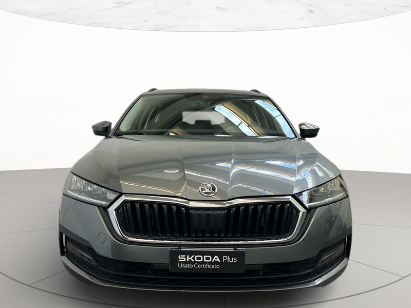 Skoda Octavia wagon 1.5 e-tec executive dsg