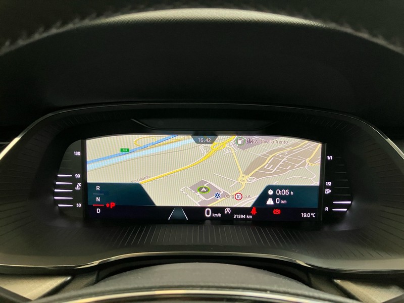 Skoda Octavia wagon 1.5 e-tec executive dsg