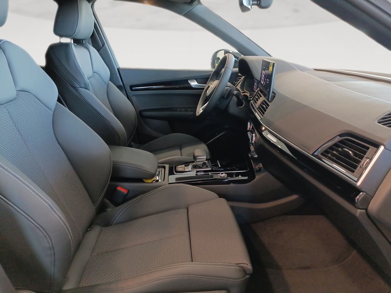 Audi Q5 40 2.0 tdi mhev 12v identity black quattro s-tronic