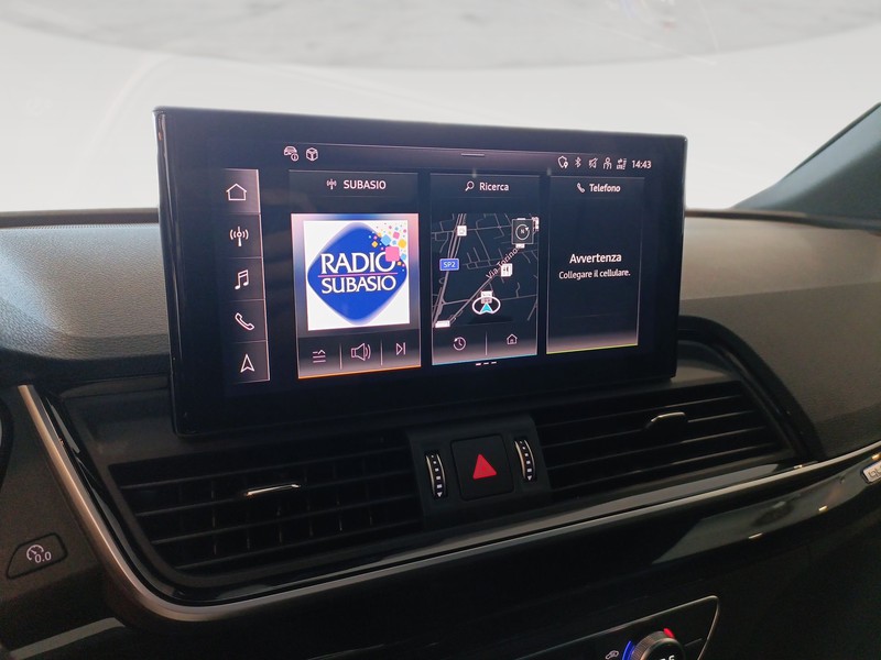 Audi Q5 40 2.0 tdi mhev 12v identity black quattro s-tronic
