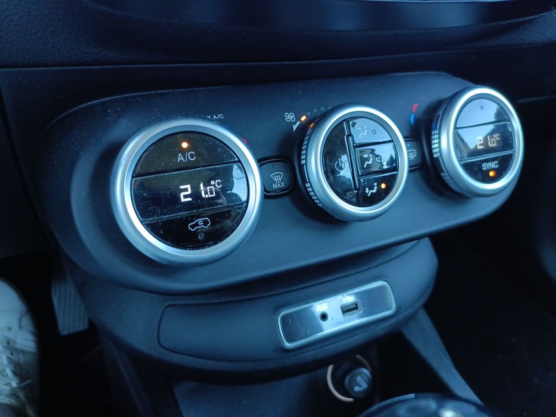 Fiat 500X 1.6 mjt lounge 4x2 120cv dct my17