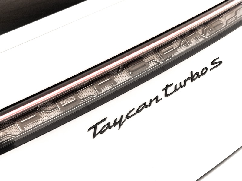 Porsche Taycan turbo s 5p.ti