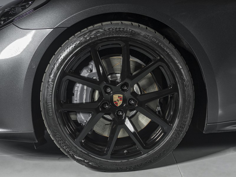 Porsche Panamera 4 E-Hybrid
