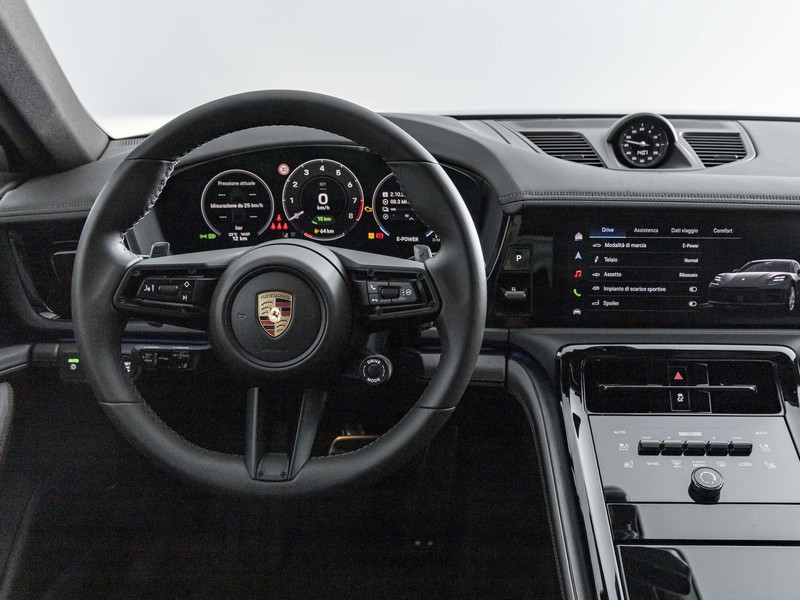 Porsche Panamera 4 E-Hybrid