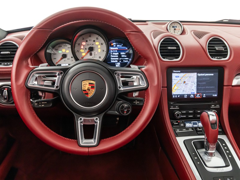 Porsche 718 Boxster 2.5 gts 365cv pdk