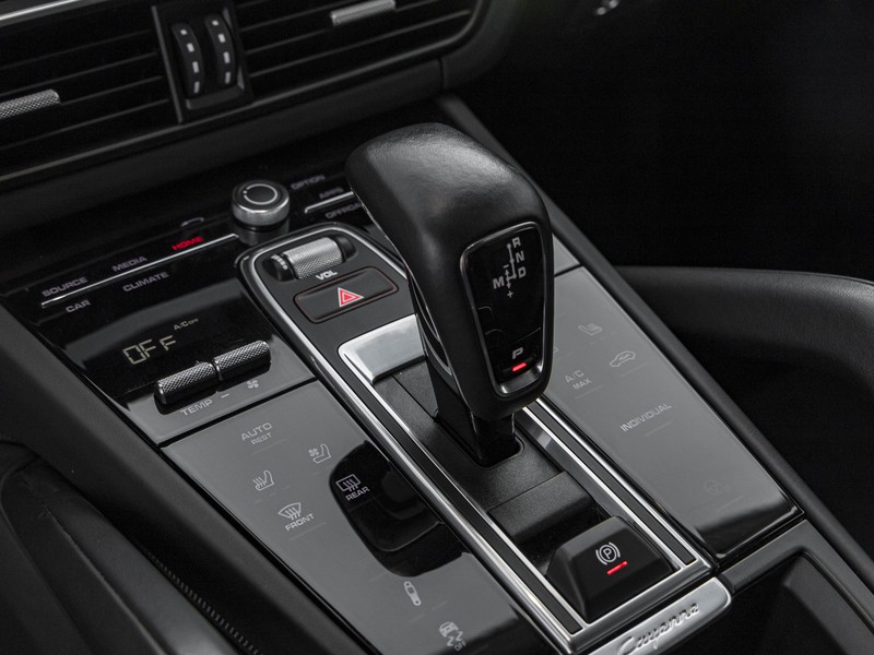 Porsche Cayenne 3.0 e-hybrid platinum edition tiptronic