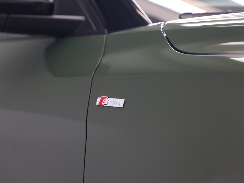 Audi A1 sportback 30 1.0 tfsi identity black 116cv s-tronic