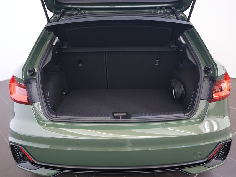 Audi A1 sportback 30 1.0 tfsi identity black 116cv s-tronic