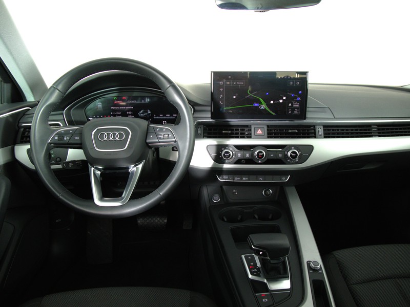 Audi A4 avant 30 2.0 tdi mhev business 136cv s-tronic