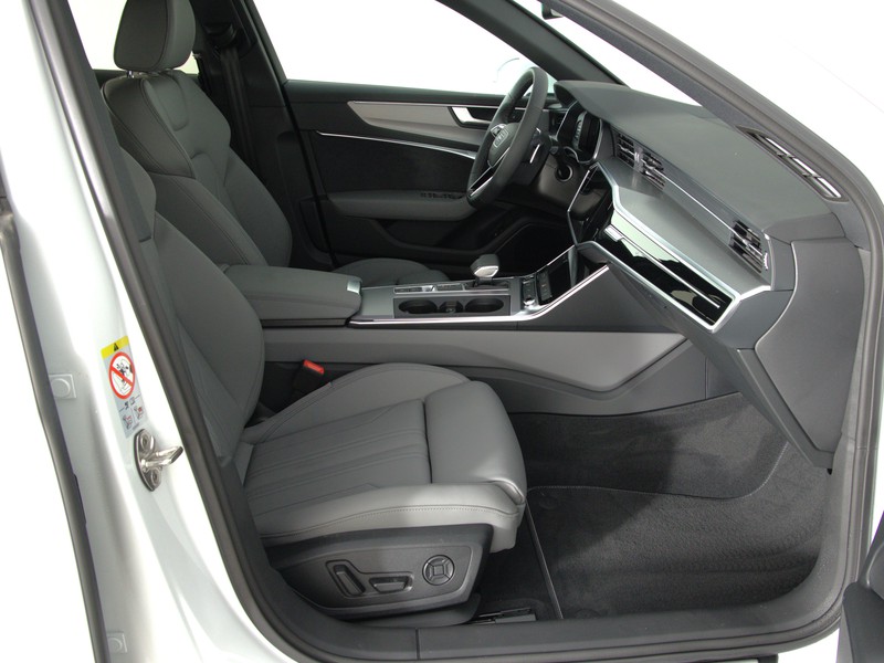 Audi A6 Avant S line edition 40 TDI quattro S tronic