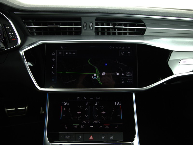 Audi A6 Avant S line edition 40 TDI quattro S tronic