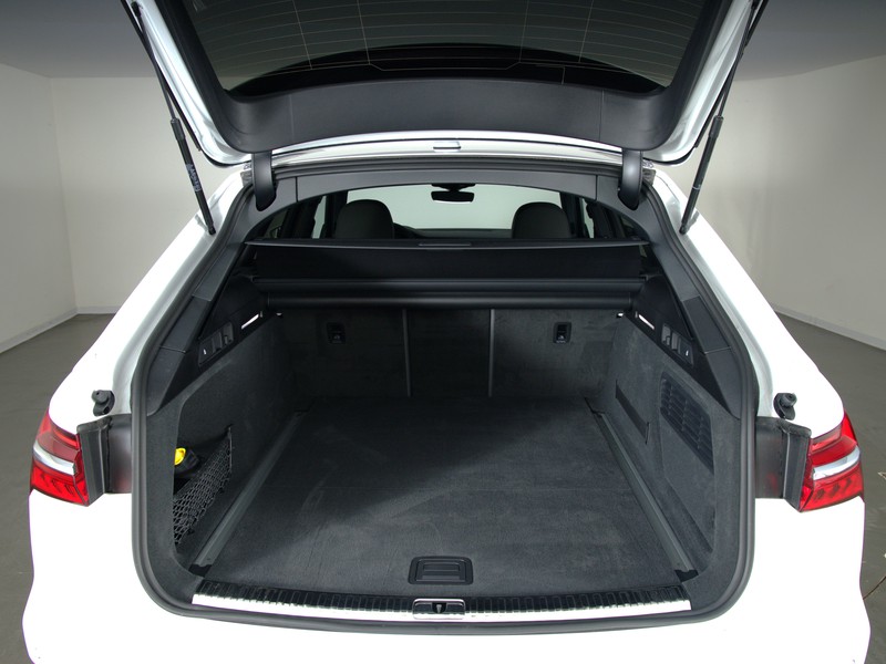 Audi A6 Avant S line edition 40 TDI quattro S tronic