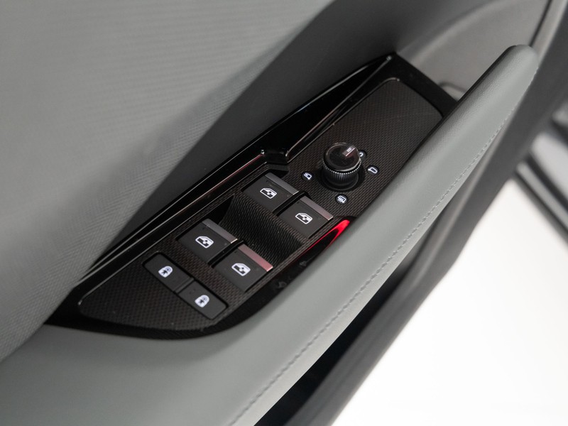 Audi Q3 2.0 tdi s line edition 150cv s-tronic