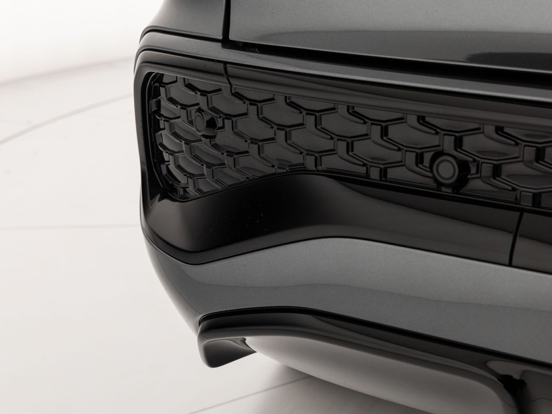 Audi Q3 2.0 tdi s line edition 150cv s-tronic