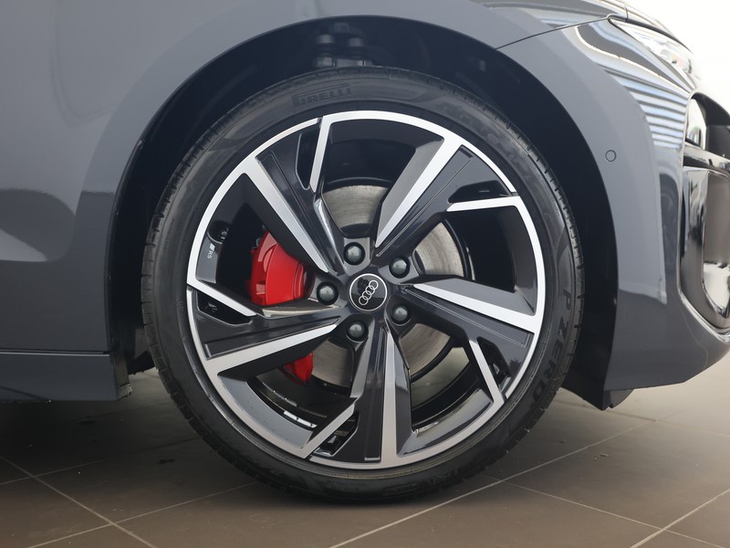 Audi A6 e-tron A6 Av. e-tron    315  E1i