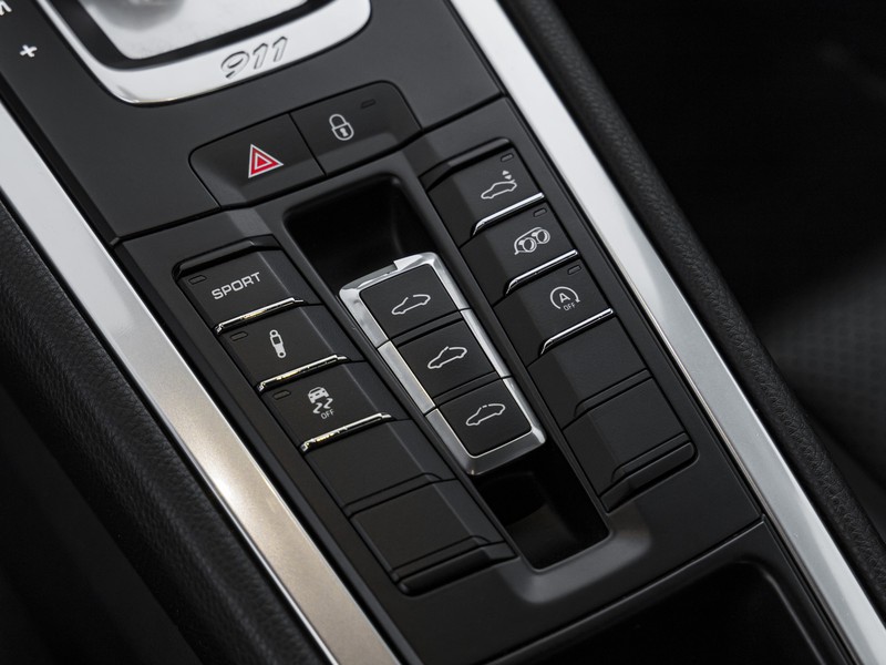 Porsche 911 coupe 3.0 carrera