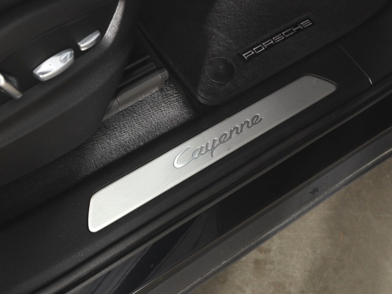 Porsche Cayenne 3.0 e-hybrid tiptronic