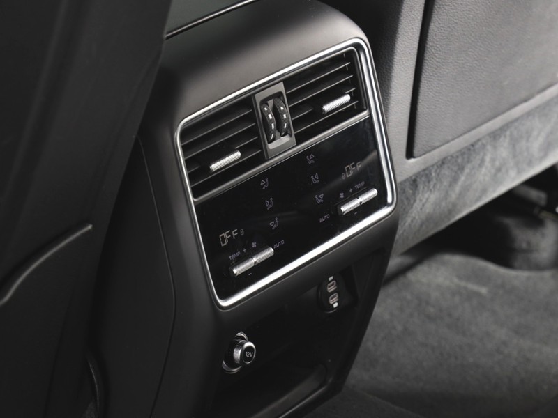 Porsche Cayenne 3.0 e-hybrid tiptronic