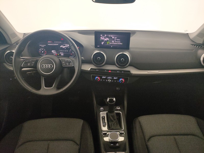 Audi Q2 35 TDI Business Advanced S tronic