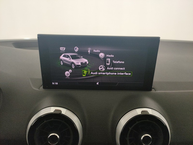 Audi Q2 35 TDI Business Advanced S tronic