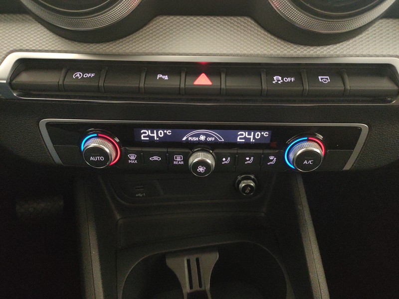 Audi Q2 35 TDI Business Advanced S tronic