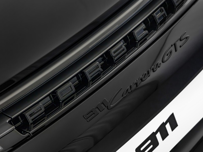 Porsche 911 coupe 3.6 carrera gts auto