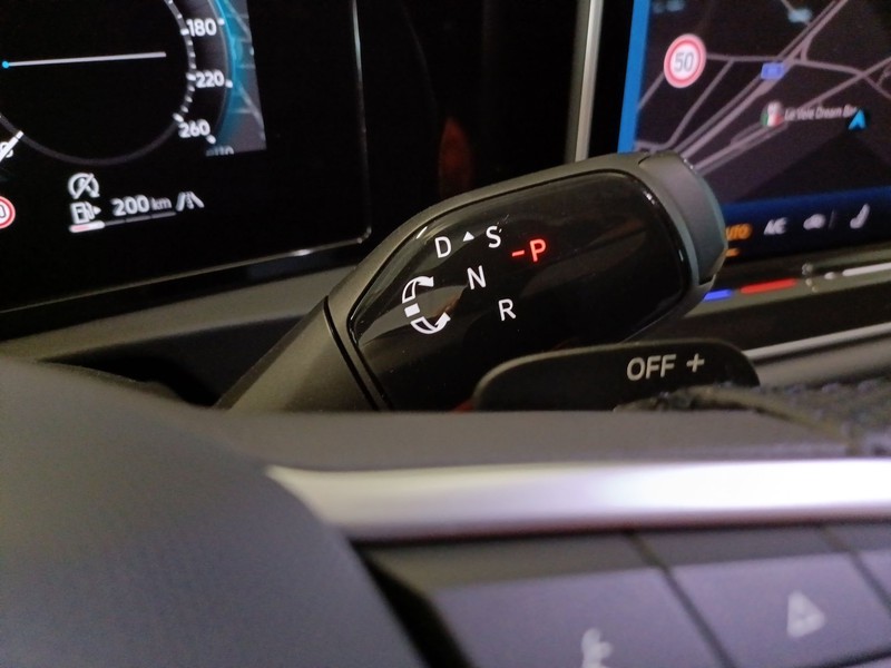 Volkswagen Tiguan 2.0 tdi r-line 150cv dsg