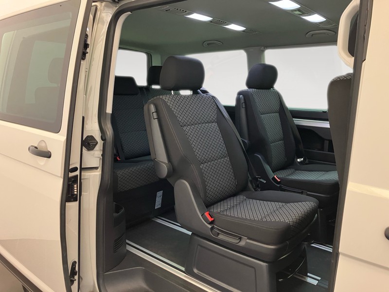 Volkswagen VIC T6.1 Multivan 2.0 tdi trendline 150cv 7p.ti