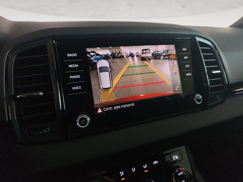 Skoda Karoq 1.5 tsi sportline dsg