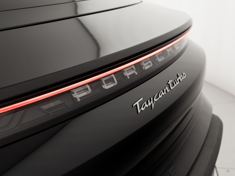 Porsche Taycan turbo 5p.ti