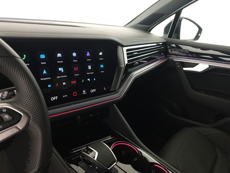 Volkswagen Touareg 3.0 v6 tdi scr r-line 286cv auto