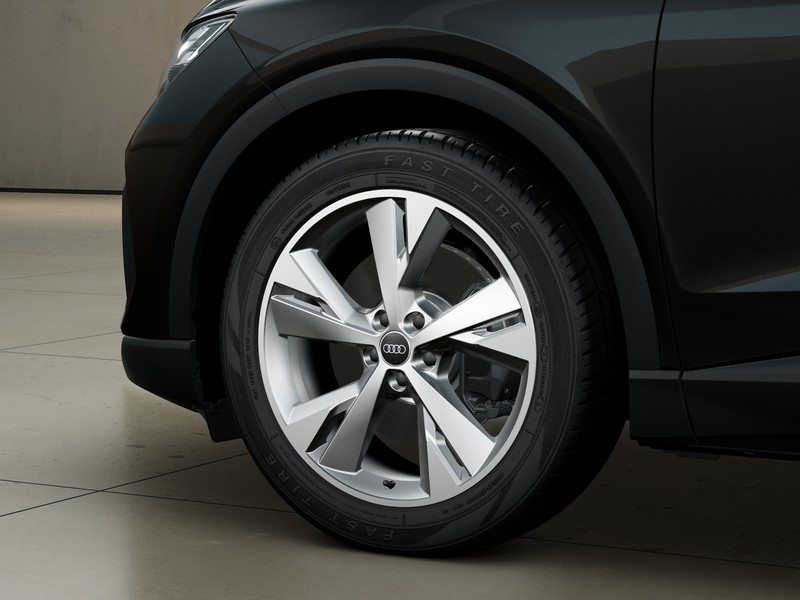 Audi Q4 e-tron 40 custom edition